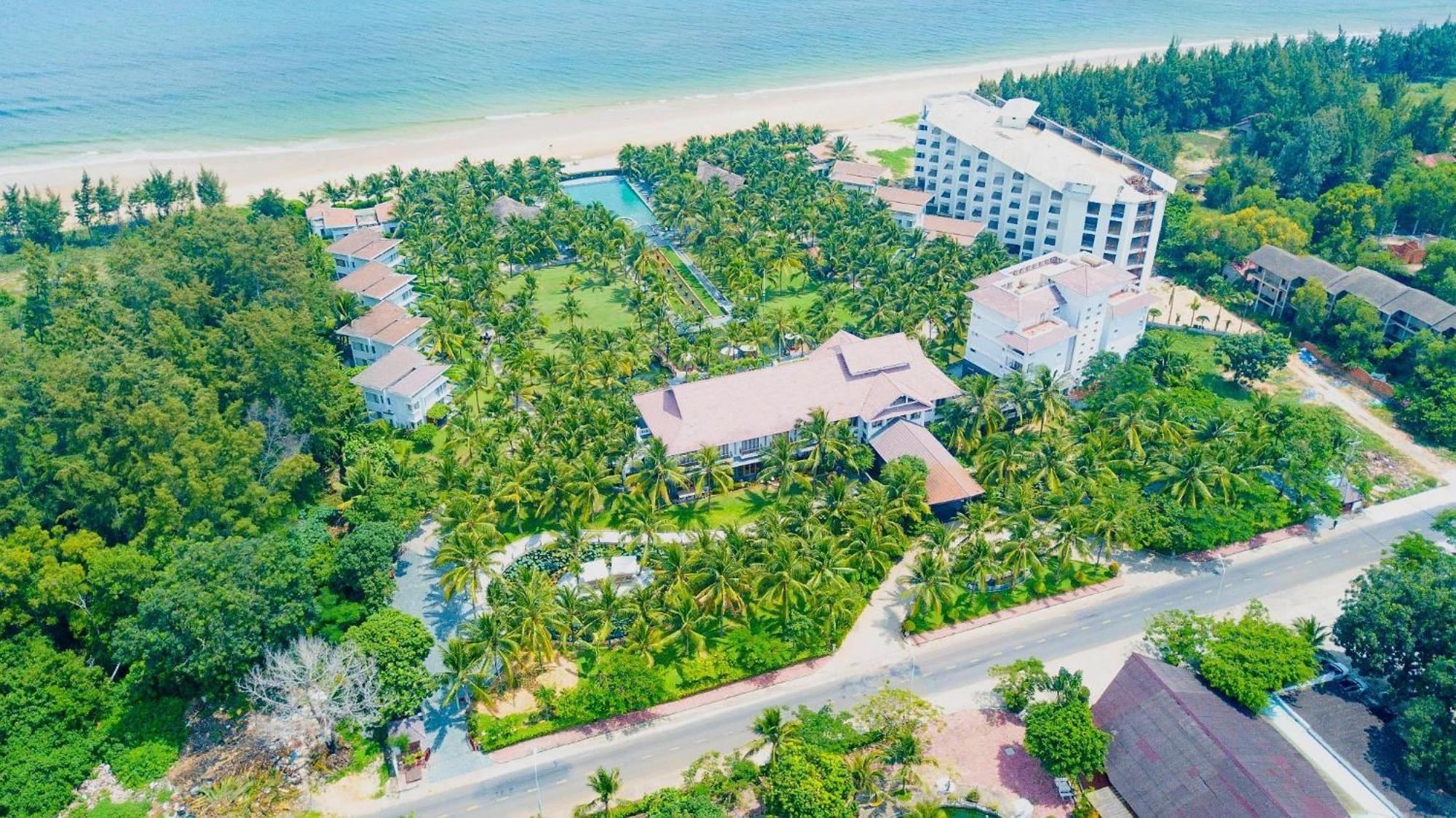 Sonata Resort & Spa Phan Thiet Exterior photo