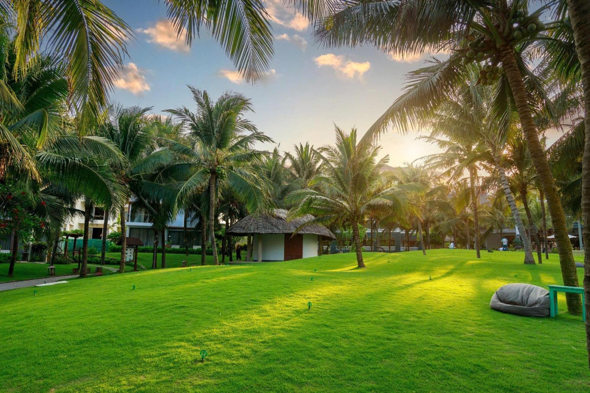 Sonata Resort & Spa Phan Thiet Exterior photo